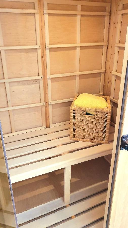 Frankes Sleep Inn, 4, 2, 1 Raumwohnungen, Sauna Velbert Esterno foto