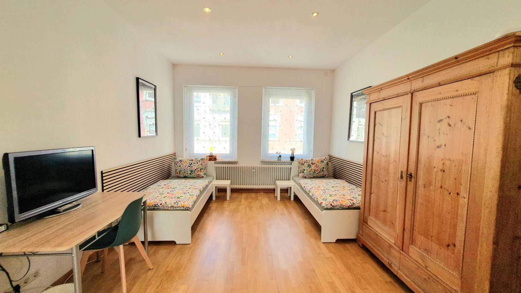 Frankes Sleep Inn, 4, 2, 1 Raumwohnungen, Sauna Velbert Esterno foto