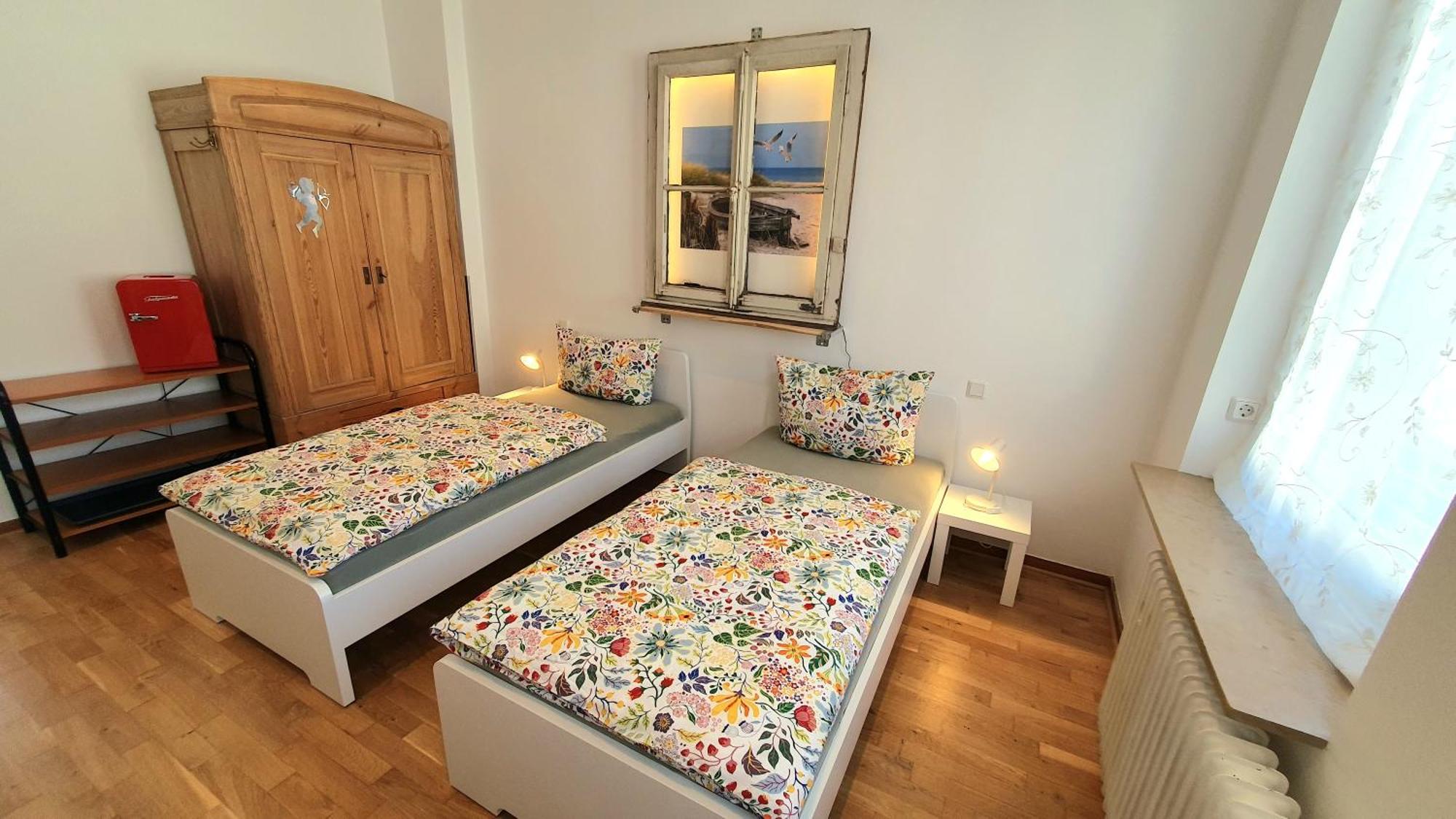 Frankes Sleep Inn, 4, 2, 1 Raumwohnungen, Sauna Velbert Esterno foto